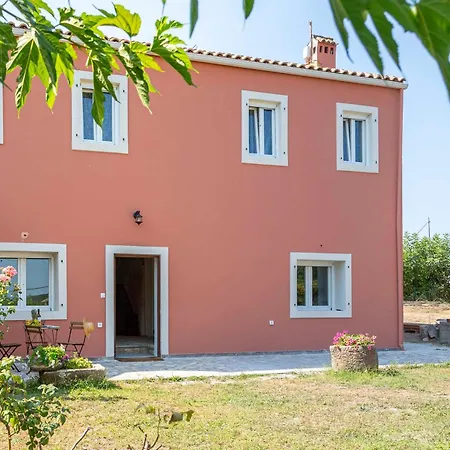 Casa Jinjola Сasa de vacaciones Kavallouri